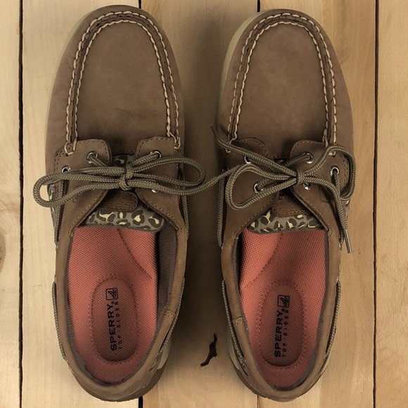 sperry top sider leopard print